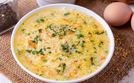 Zupa koperkowo-czosnkowa z menu beszamel