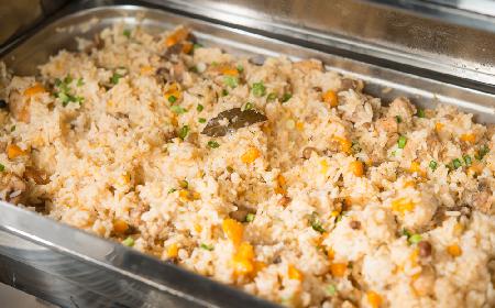 Zapiekane risotto cheddarowe - kremowe i łatwe w przygotowaniu